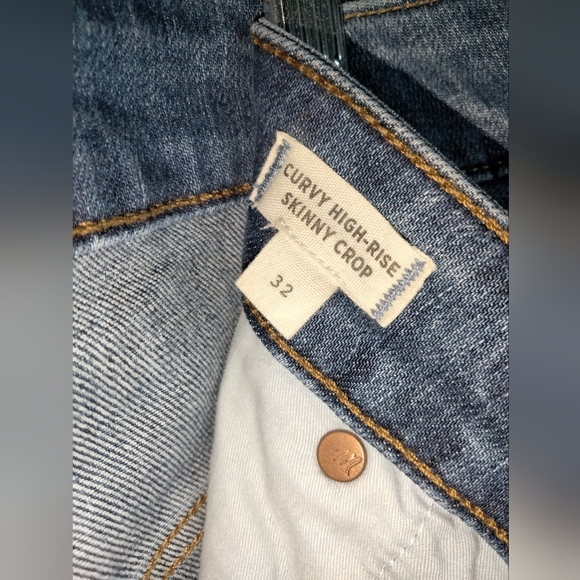 Madewell (Size 32) Medium Wash Classic Blue Curvy High Rise Skinny Crop Jeans - Picture 3 of 14